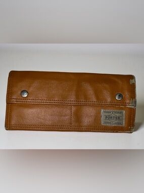 Porter Freestyle Long Wallet by Yoshida & Co., 707-08226. brown camel.